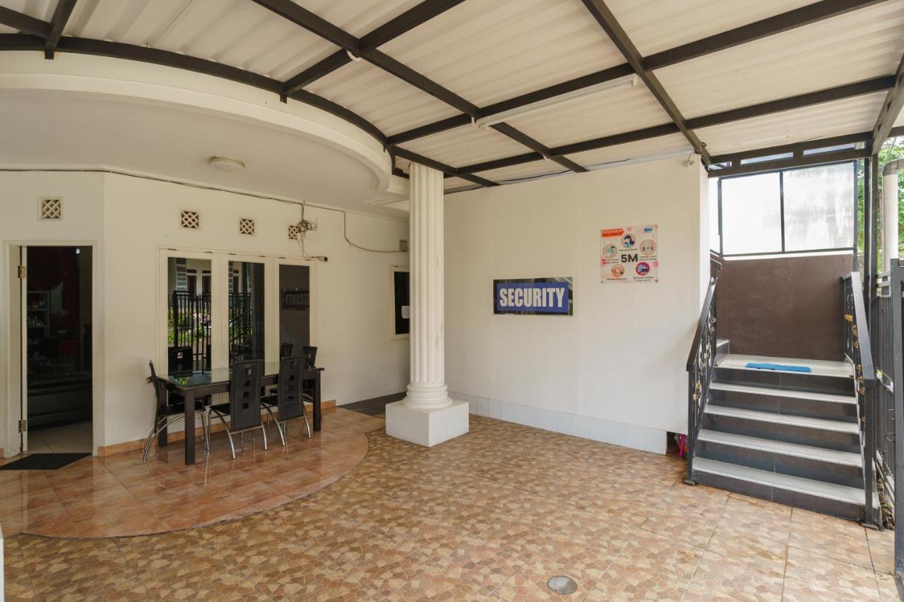 Hotel Fast Hous Syariah Bogor Mitra Reddoorz Extérieur photo